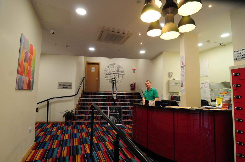 Savoy Hostel Galway City Centre المظهر الخارجي الصورة